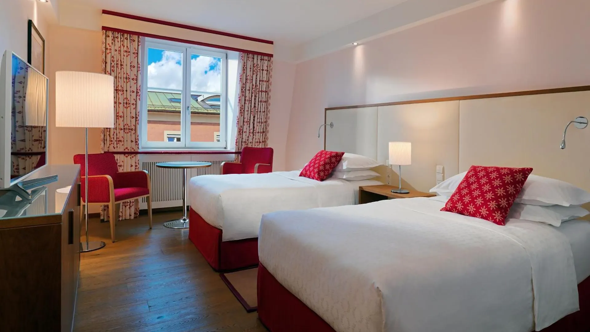 Sheraton Grand Salzburgo 5*,  Austria