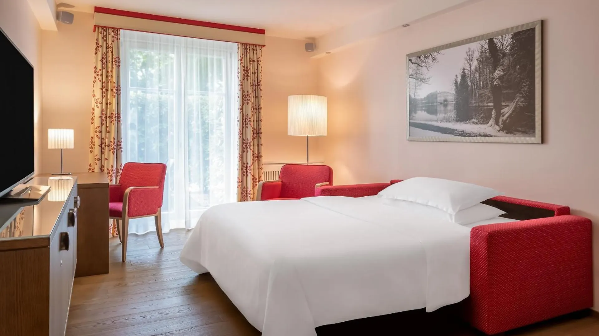 Sheraton Grand Salzburg 5*,